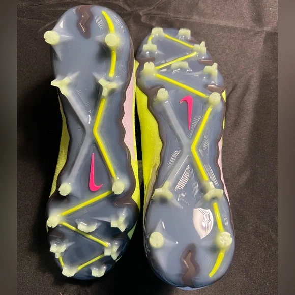 Nike Phantom GX Elite Gripknit DF FG Luminous Pack Size 9 US
